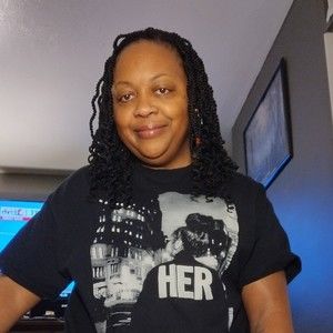 Meet your Posher, Lashanda